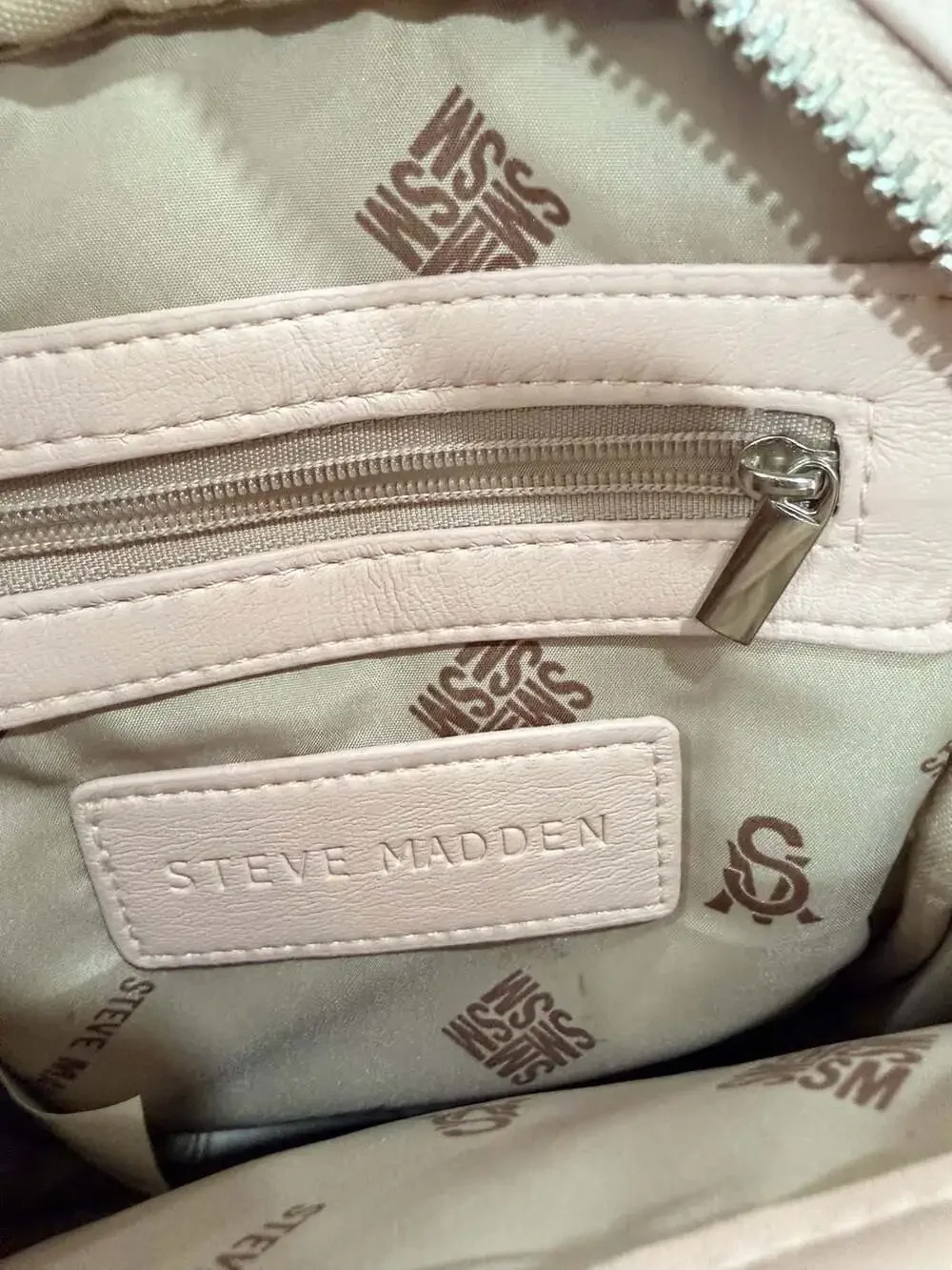 Steve Madden Damien Matelasse Crossbody Bag Pink